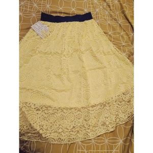 BNWT lace lularoe Lola- Price is Firm